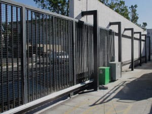 Slide gate